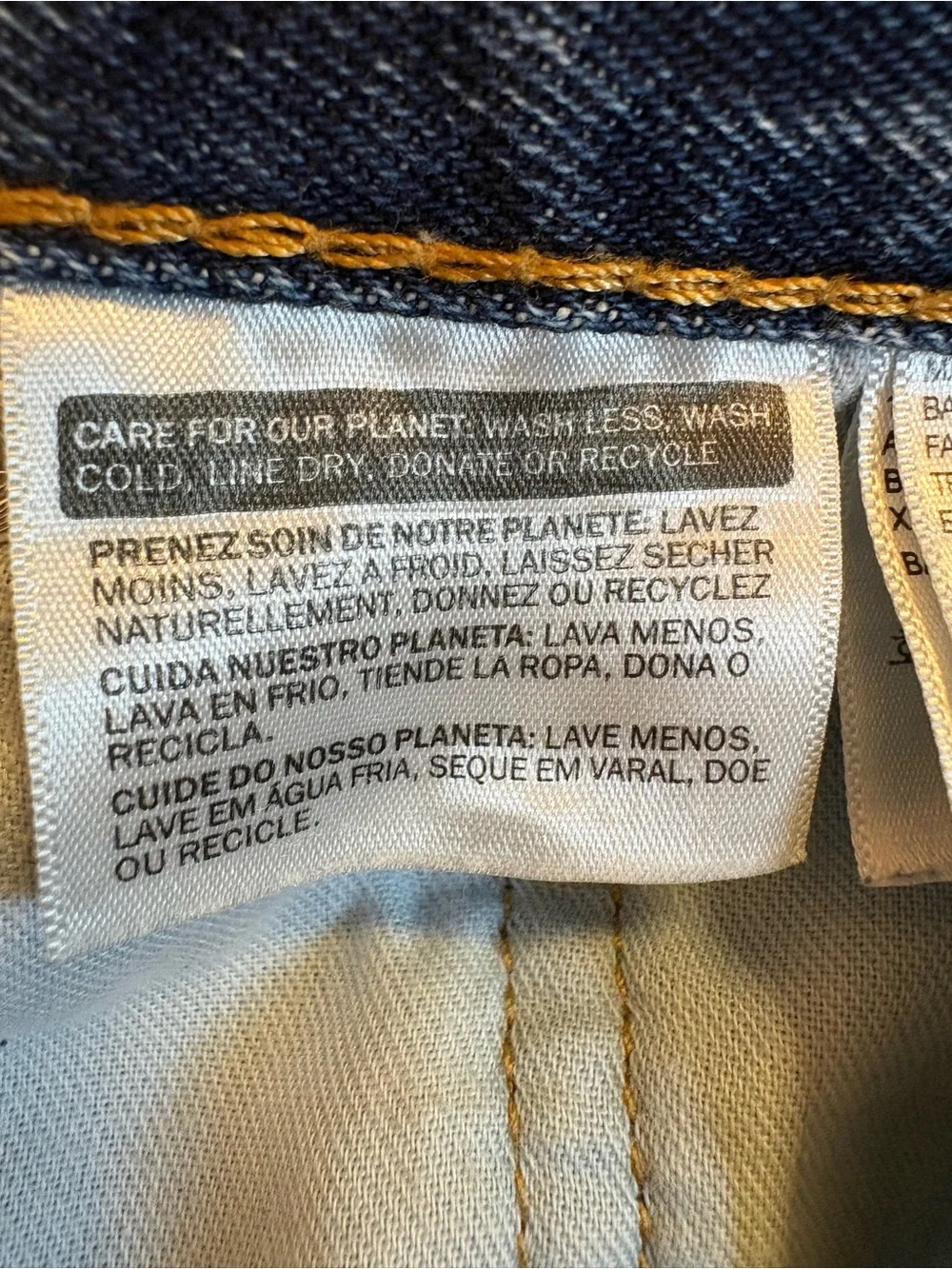 Classic Men's Levi’s 505 Regular Fit Straight-Leg Jeans Light Wash 34x32